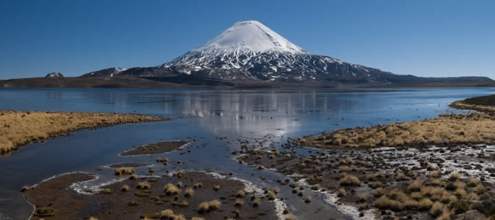 4 DIAS / 3 NOCHES: ARICA - PARQUE NACIONAL LAUCA - LAGO CHUNGARA - SALAR DE SURIRE - PARQUE NACIONAL VOLCAN ISLUGA - COLCHANE - SALITRERA DE HUMBERTONE - IQUIQUE O ARICA.