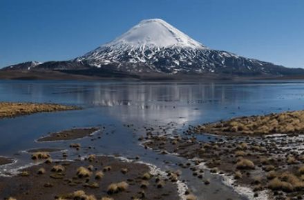 4 DIAS / 3 NOCHES: ARICA - PARQUE NACIONAL LAUCA - LAGO CHUNGARA - SALAR DE SURIRE - PARQUE NACIONAL VOLCAN ISLUGA - COLCHANE - SALITRERA DE HUMBERTONE - IQUIQUE O ARICA.